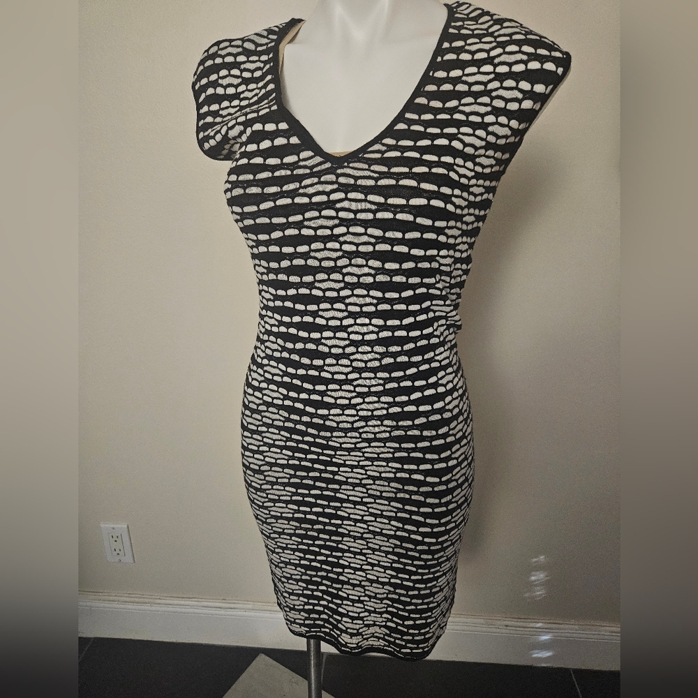 Missoni black and white knit